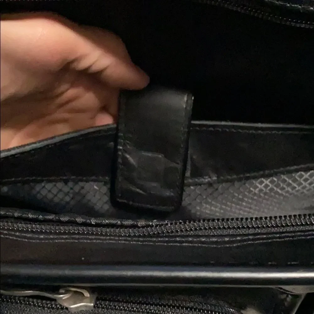 Mcklein Carry on shoulder laptop bag in like new